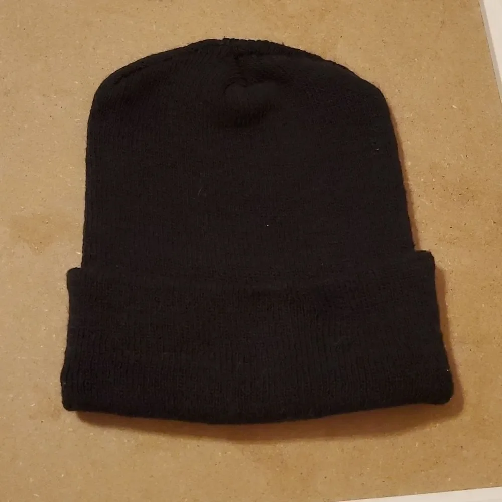 Carbon Elements Fedora & Classic Beanie: Versatile Headwear Bundle